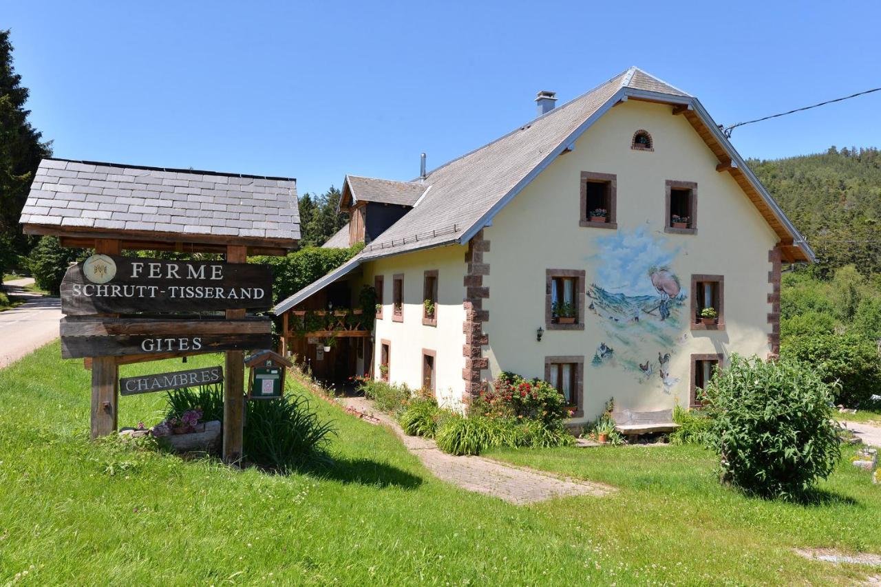 Gites ou Chambres d'hôtes à la ferme Orbey Esterno foto