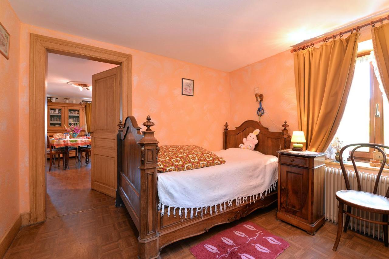 Gites ou Chambres d'hôtes à la ferme Orbey Esterno foto