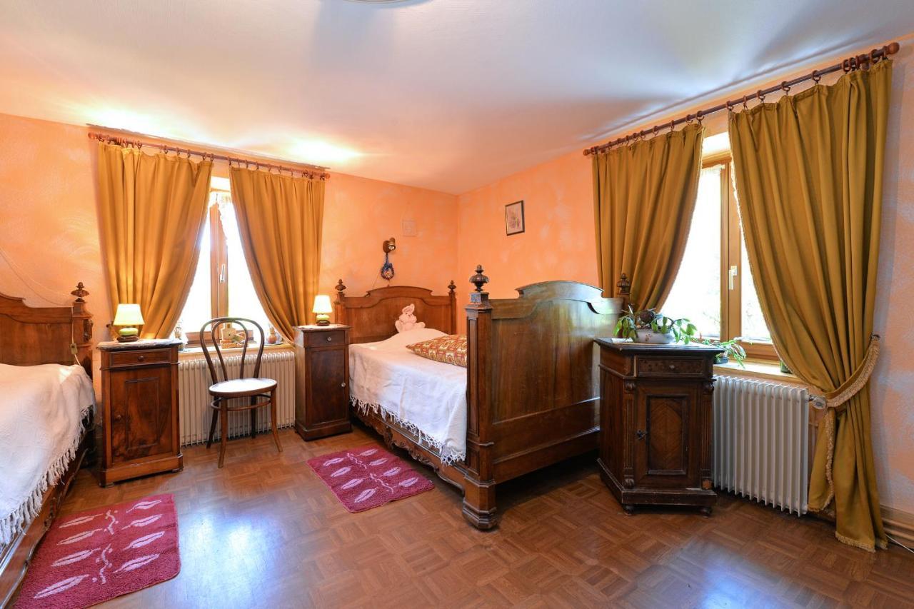 Gites ou Chambres d'hôtes à la ferme Orbey Esterno foto